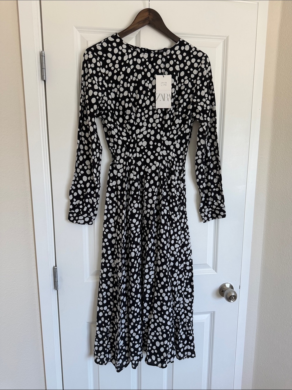 Zara Black and White Polka Dot Long Sleeve Midi Dress